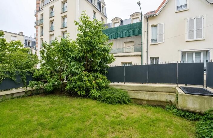 Appartement de standing - 2 pièces de 50 m² - Le Raincy — photo 2