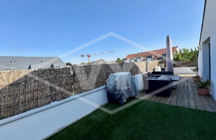 Vente appartement 5 pièces 95 m² Combs-la-Ville (77380) — photo 3