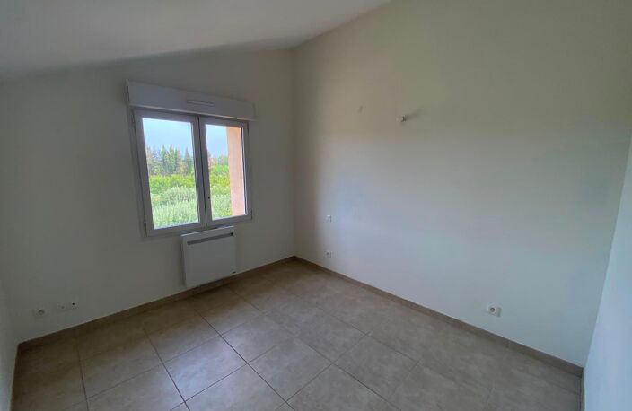Location maison 4 pièces 91 m² à Thuir (66300) — photo 5