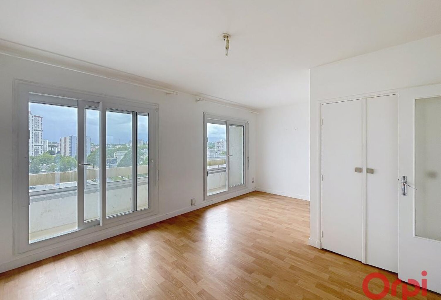 Appartement À Vendre — photo 1