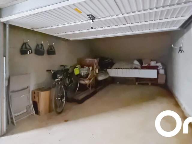 Garage fermé – Carnac, à proximité des plages et des commerces — photo du bien