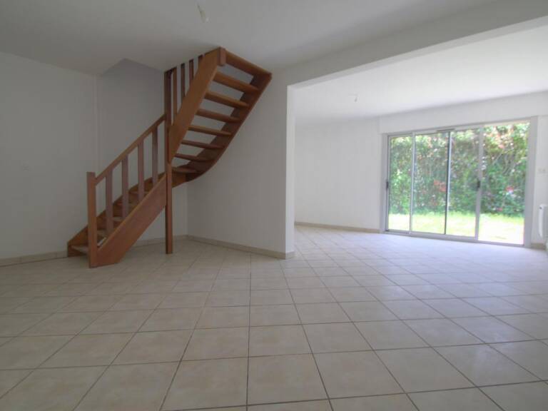 Maison À Vendre — photo 1