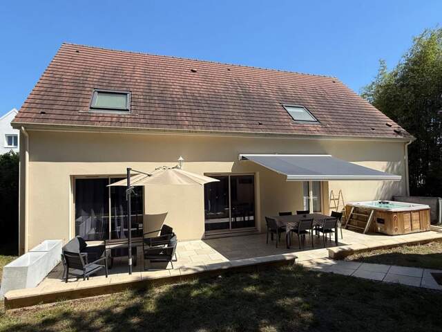 Maison À Vendre — photo du bien