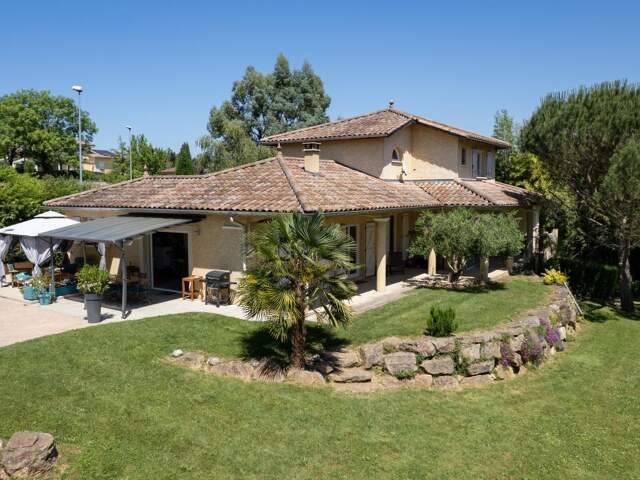 Maison à Vernioz avec dépendance et piscine — photo du bien