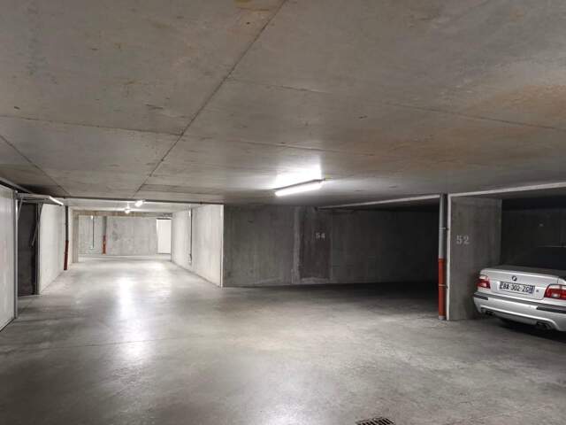 Parking À Vendre — photo du bien