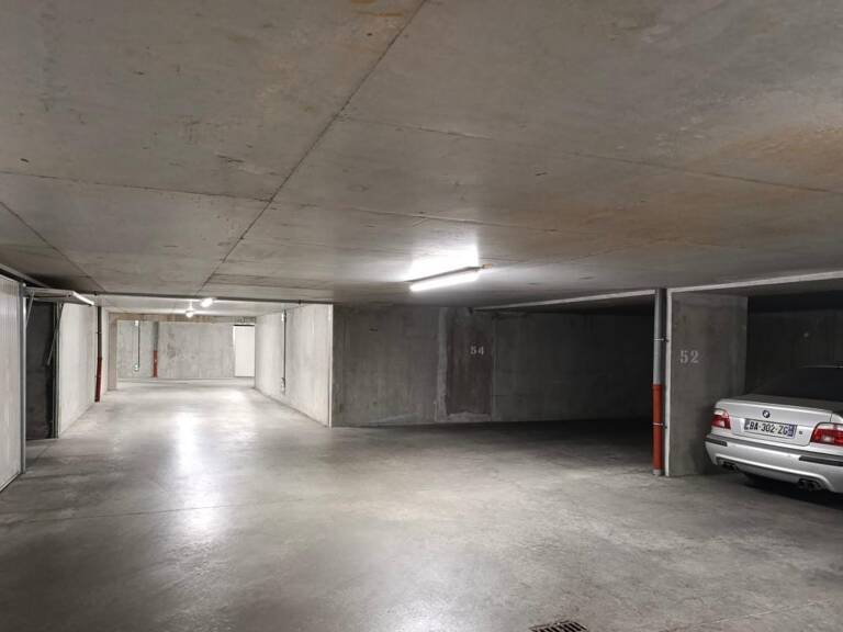 Parking À Vendre — photo 1