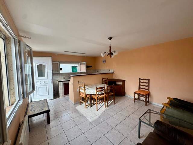 Maison À Vendre — photo du bien