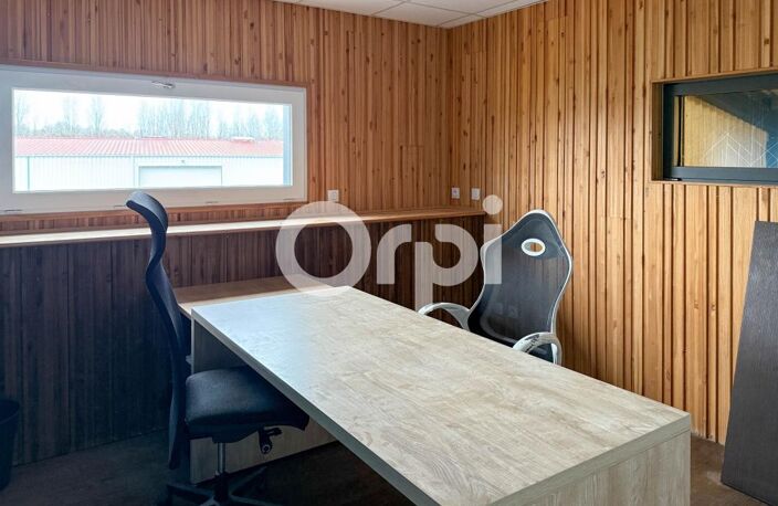 Bien Commercial À Vendre — photo 4