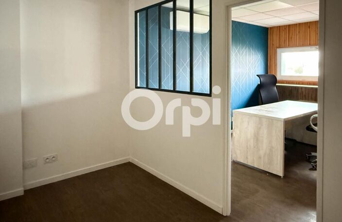 Bien Commercial À Vendre — photo 5