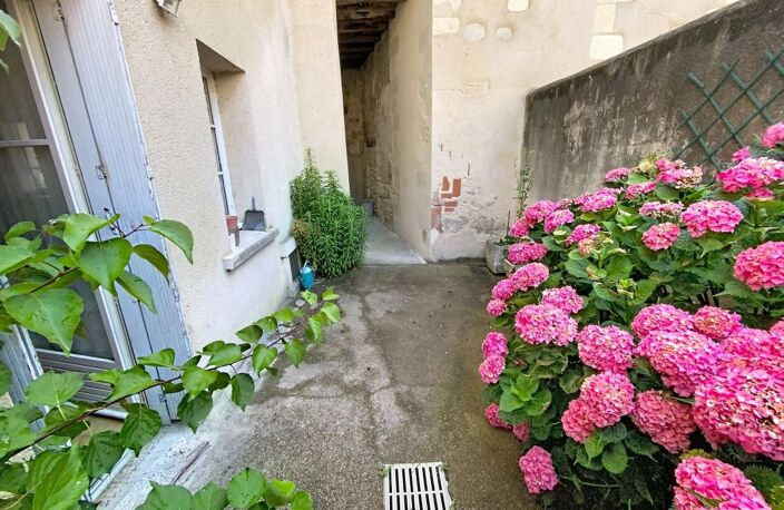 Quartier des HALLES, Appartement À Vendre avec cour privative — photo 3