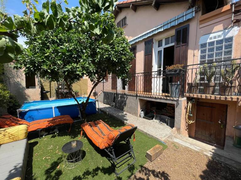 Maison de  80m² à Vendre Toulon (83100) avec jardin et sous-sol — photo 1