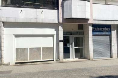 Garage  85 €