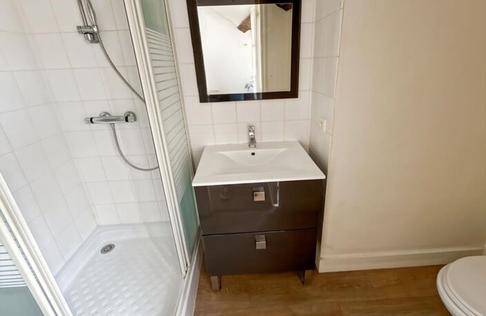 Appartement à louer en centre ville proche des transports 🚆 — photo 4