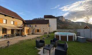 Maison 5 Pièces 260 m² à vendre à Crémieu (38460)