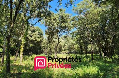 Uzès, terrain de 2600 m2 — photo du bien