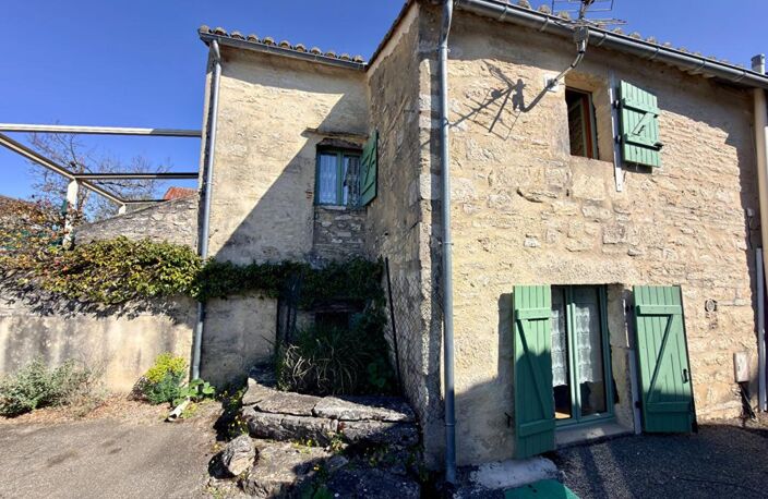 Maison en pierre T3 avec terrasse — photo 2