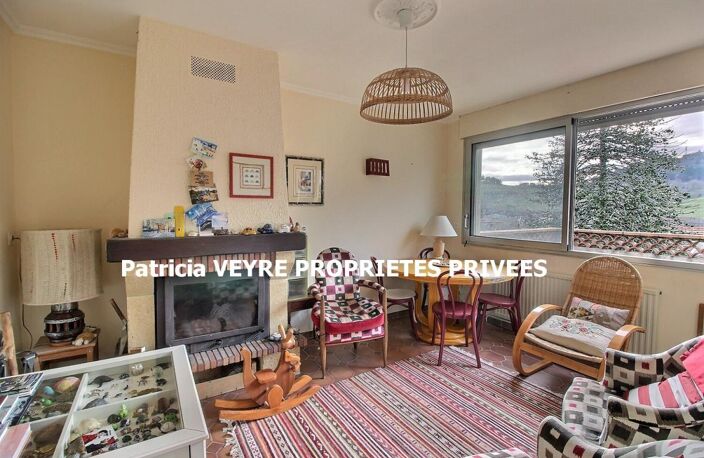 BOURG ARGENTAL 42220 Maison de village 188 m² habitables 7 chambres sur 381 m² de terrain avec une activité de gite opérationnelle — photo 2