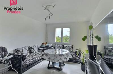 T4 traversant  67 m² - double balcon - vendu loué - rénovation globale énergétique absorbée — photo du bien