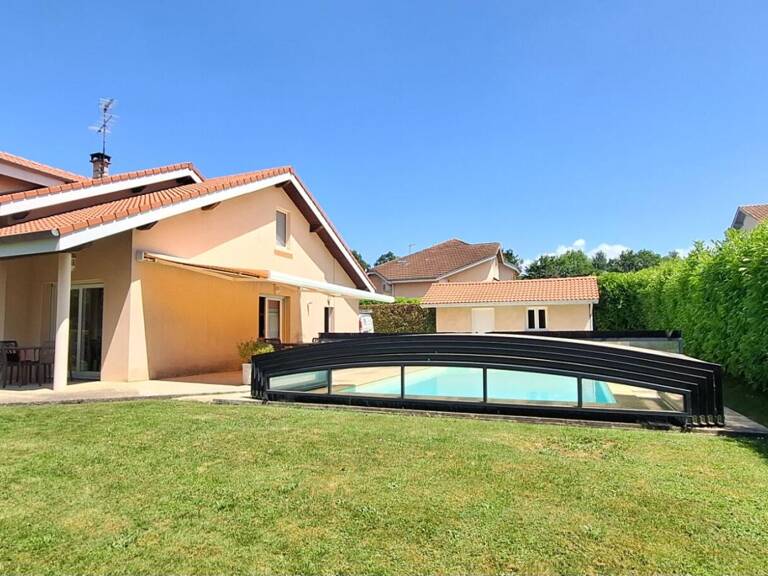 Maison Saint Just  140 m2 et piscine — photo 1