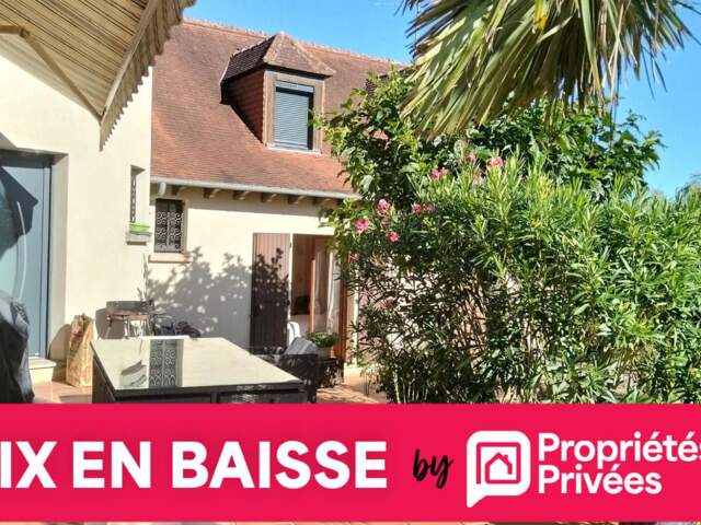 Cosnac. Spacieuse maison familiale de 230 M2 avec piscine et sous sol semi-entéré — photo du bien