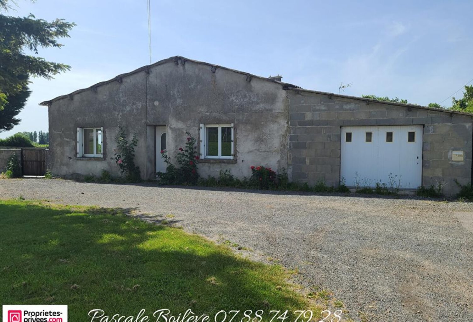 Maison à rénover - Blou (49160) — photo 1