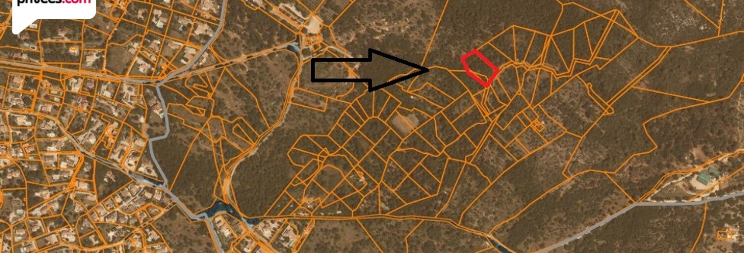 Terrain  2500 m² à vendre à Saint-Cézaire-sur-Siagne (06530)