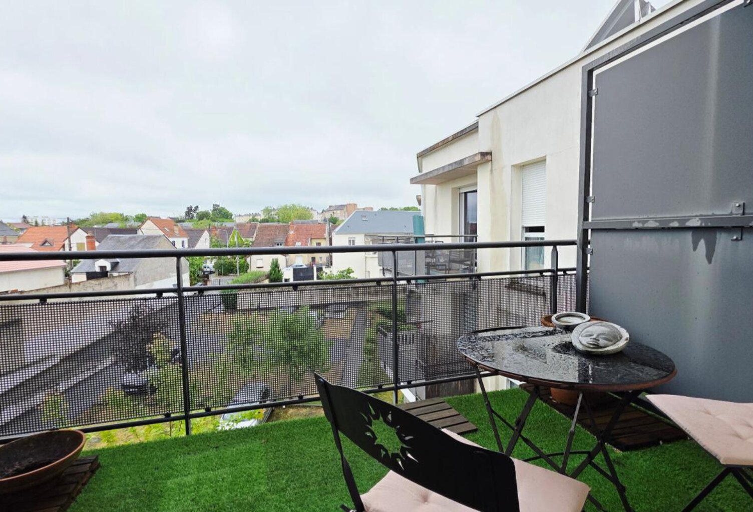 BOURGES APPARTEMENT RECENT 3 PIECES TERRASSE GARAGE PARKING — photo 1