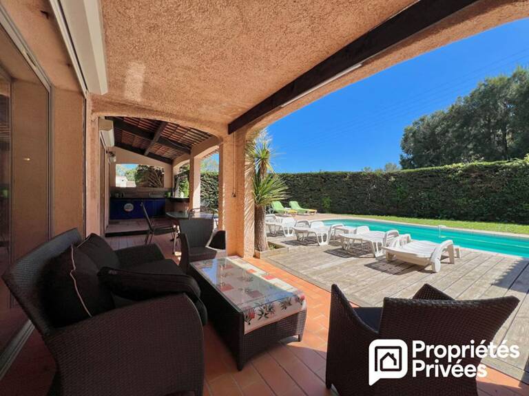 Villa 5 pièces avec piscine, terrasse et pool house — photo 1