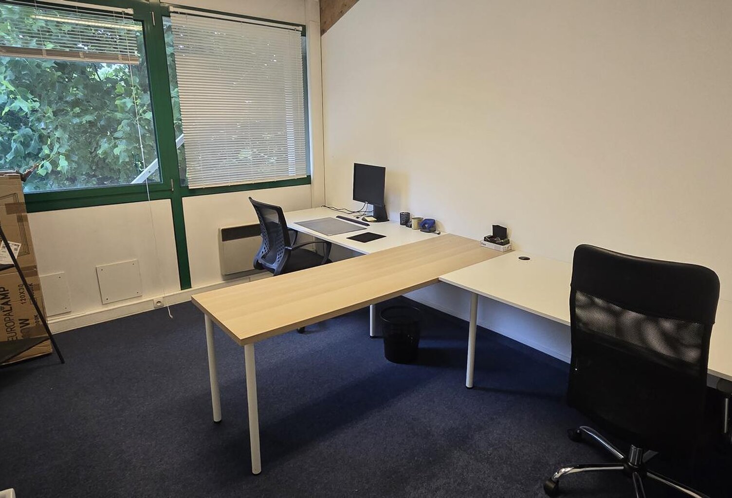 Location bureau  12 m² à Claix (38640) — photo 1