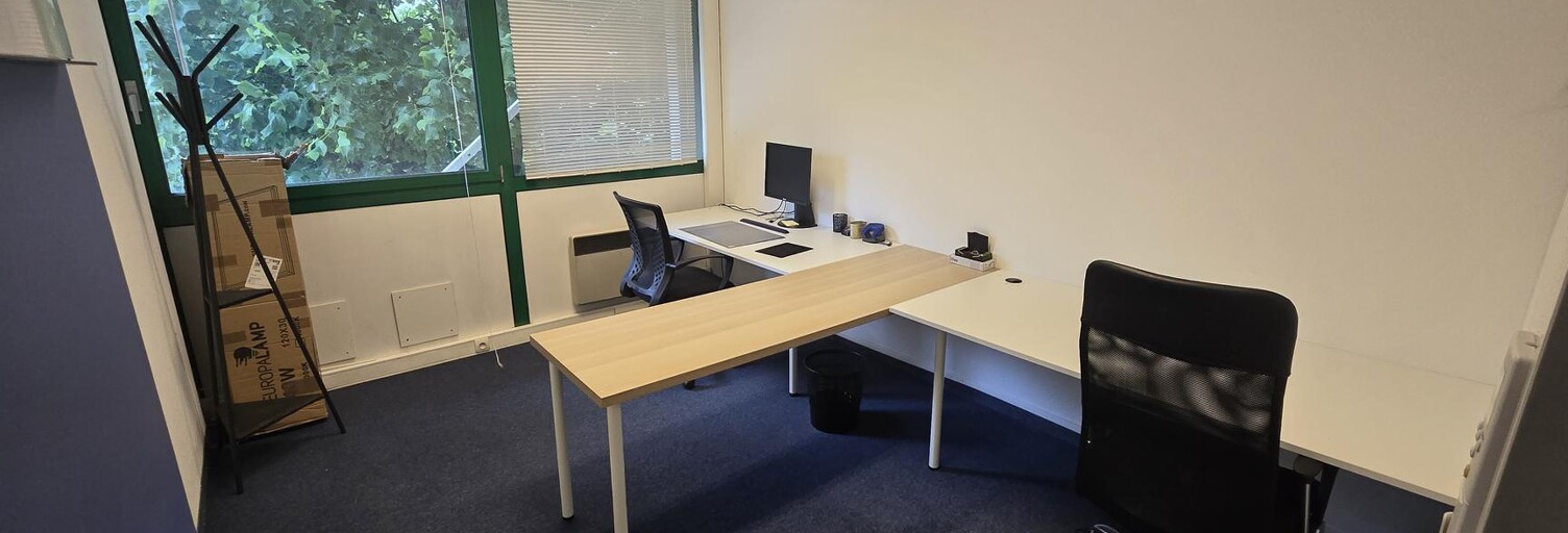 Bureau  12 m² à louer à Claix (38640)