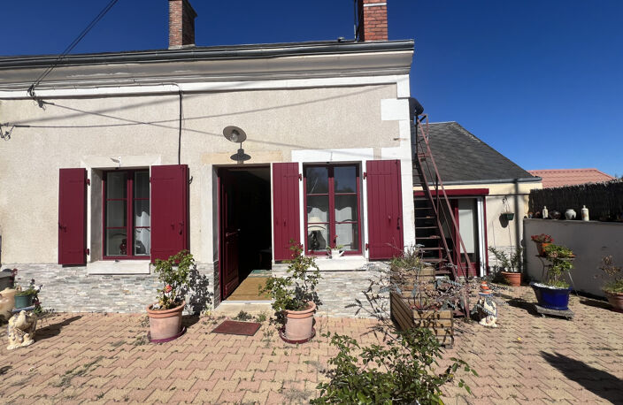 Maison d'habitation avec jardin — photo 2