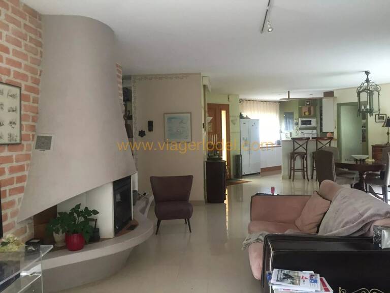 Réf. 10 107 - VIAGER OCCUPE - AIZENAY (85) — photo 1