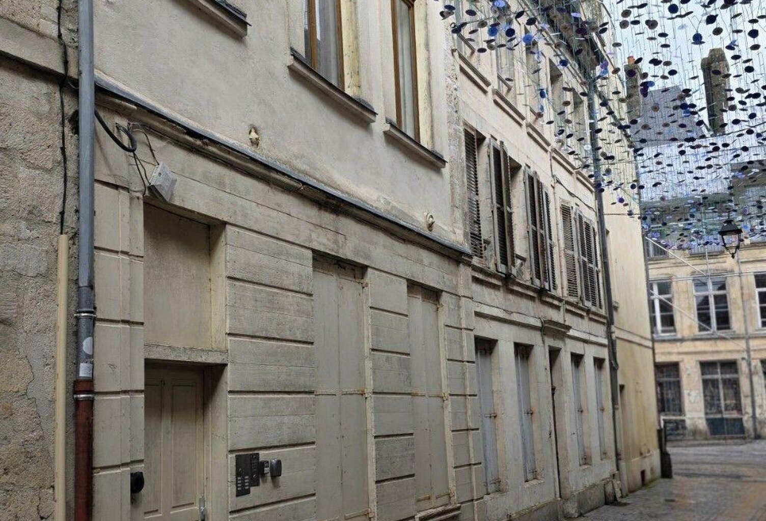 Appartement - 27m² - Laon — photo 1