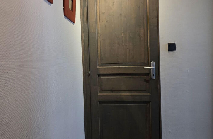 Appartement - 27m² - Laon — photo 2