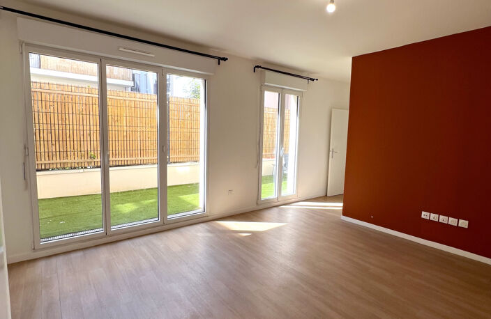T2 récent SAINT-DENIS de 45 m2 avec terrasse de 17 m2 Exposi — photo 5