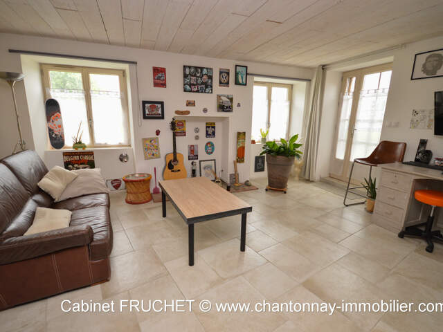 Jolie maison de village — photo du bien
