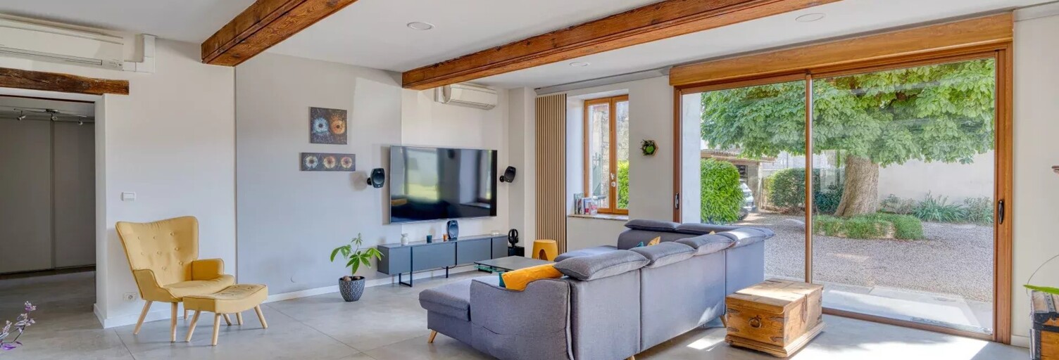 Maison 7 Pièces 226 m² à vendre à Niévroz (01120)