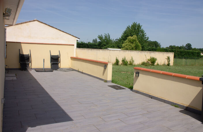 VILLA D'ARCHITECT ATYPIQUE - GARAGE 4 VOITURES TERRAIN 2657 — photo 4