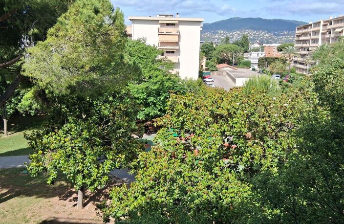 Appartement - 71m ² — photo 2