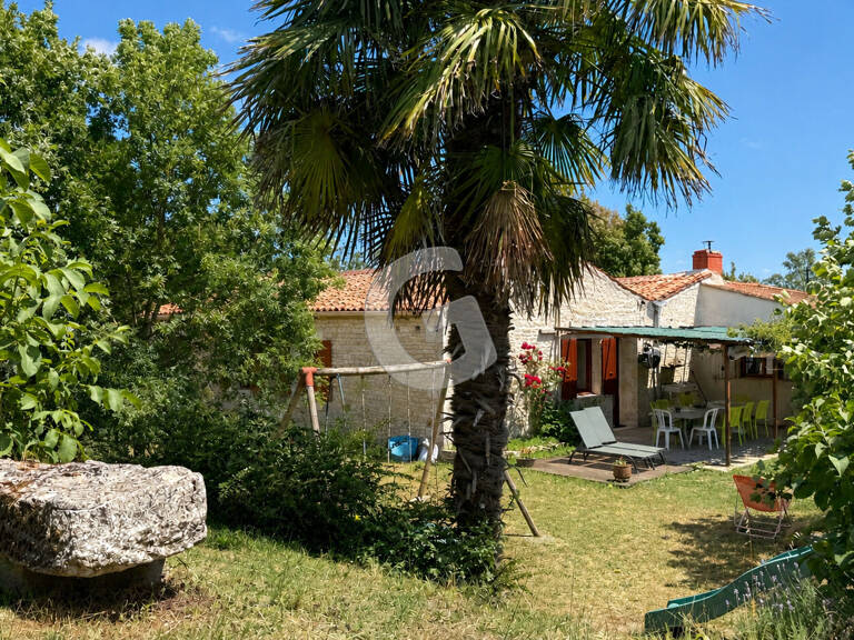 MAISON 5 PIECES- 147M²- À VENDRE À LAIROUX — photo 1