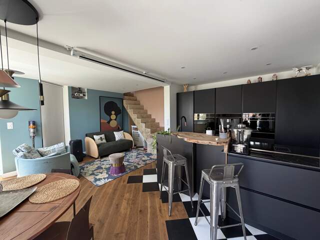 BESANCON CENTRE MAISON RÉNOVÉE 73 M² – JACUZZI, SAUNA & TERRASSE – FORTE ATTRACTIVITÉ LOCATIVE — photo du bien