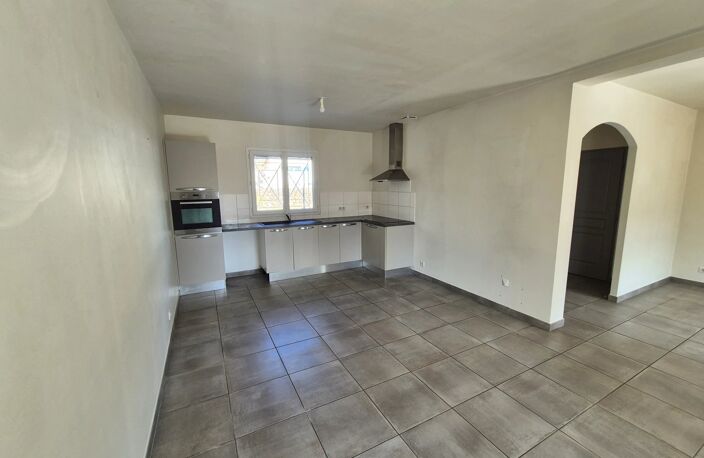 LE CANNET-DES-MAURES – Maison 3 chambres avec jardin, terrasse et garage — photo 5