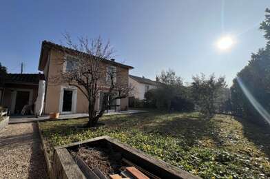 Maison 5 pièces 2222 €
