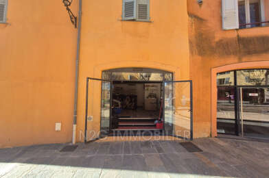 Commerce  800 €