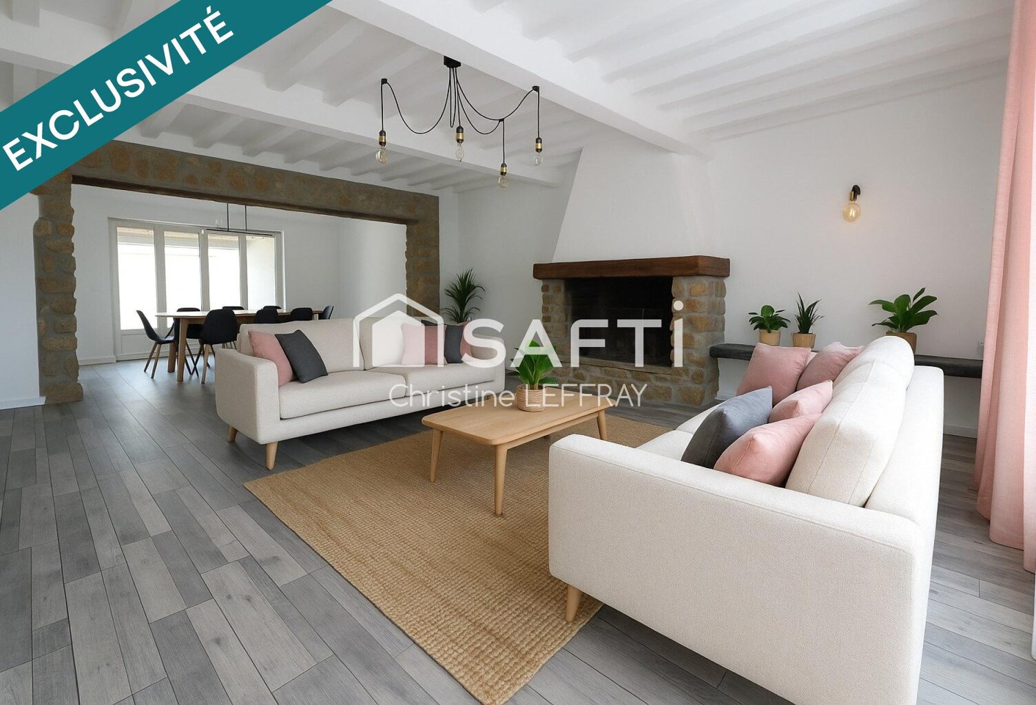 Maison 5 chambres, 27 garages, 8700 m² de terrain. — photo 1