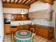 Maison de caractère avec jardin clos et dépendances — photo 2