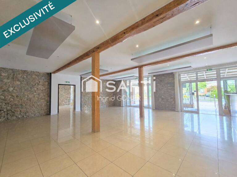 IMMEUBLE DE RAPPORTCOMMERCE, HABITATION, GARAGES — photo 1