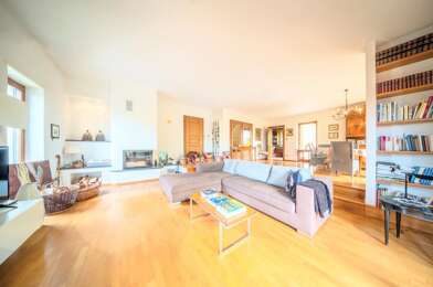 Maison 6 pièces 680000 €