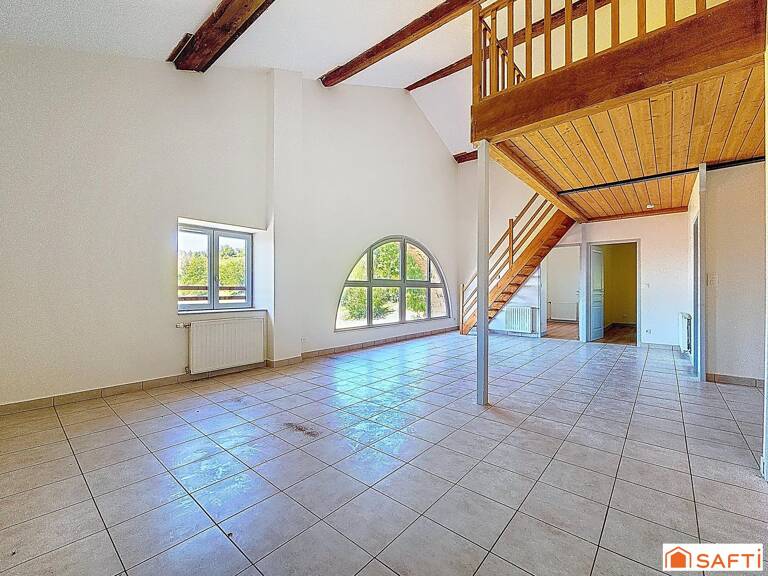 Appartement de charme avec jardin privatif au cœur de Chessy-les-Mines — photo 1