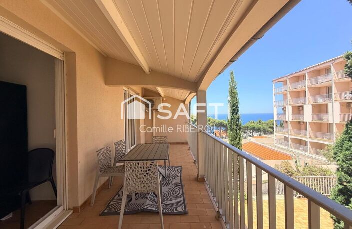 BANYULS-SUR-MER T3, ENTIEREMENT RENOVE, BALCON VUE MER LATERALE — photo 2